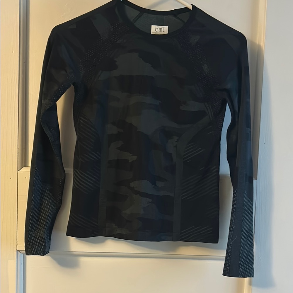 Athleta Kids Long Sleeve Camo Tee - Black